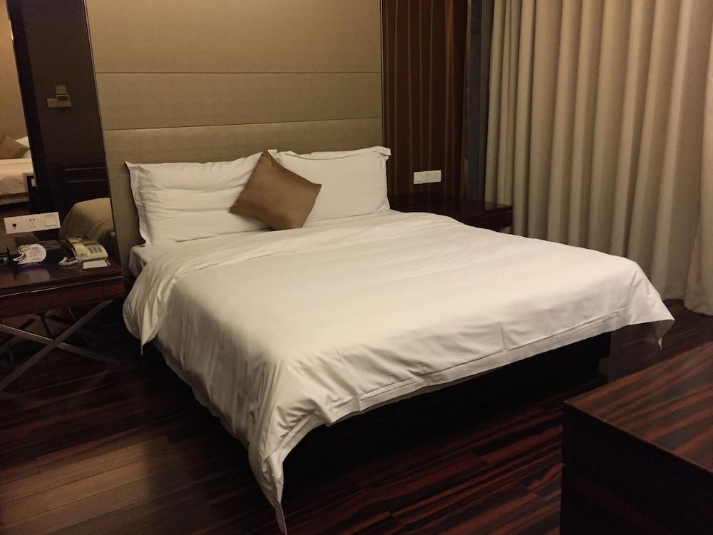 Estay Residence-Poly World Trade Center Kanton Exterior foto
